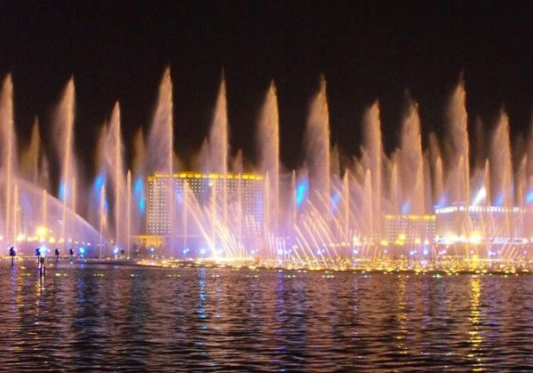 喷泉要求从业者有良好地审美情趣和艺术思维